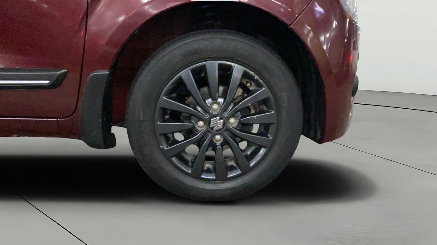 2022 Maruti New Wagon-R ZXI PLUS 1.2 AMT DUAL TONE, Petrol, Automatic, 46,396 km, Right Front Wheel