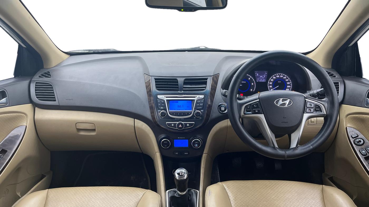 2014 Hyundai Verna FLUIDIC 1.6 CRDI SX OPT, Diesel, Manual, 81,619 km, Dashboard