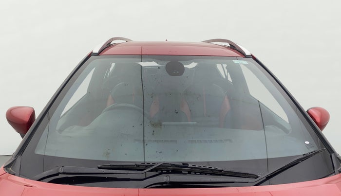 2019 Nissan Kicks XV 1.5, Petrol, Manual, 68,147 km, Front Windshield