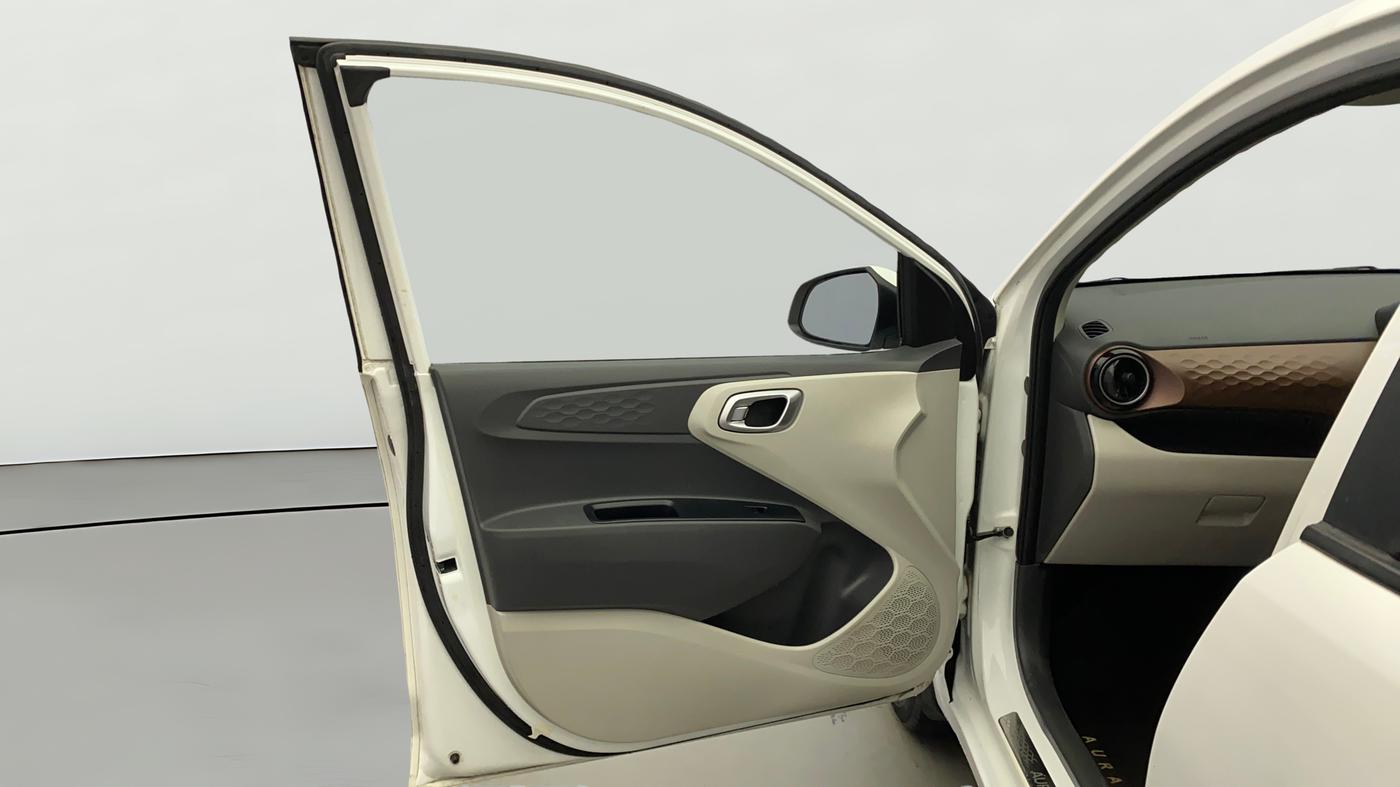 2020 Hyundai AURA SX 1.2 (O), Petrol, Manual, 12,215 km, LHS Front Door