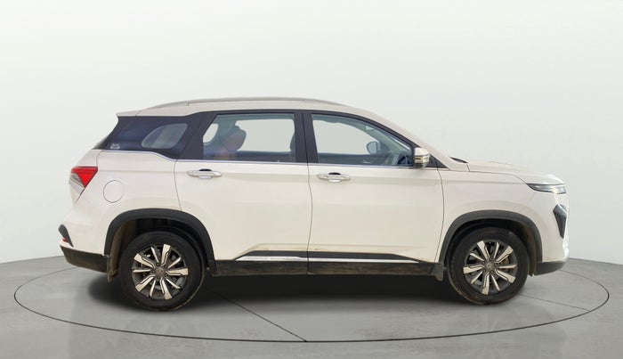 2020 MG HECTOR PLUS SMART 2.0 DIESEL TURBO MT 6-STR, Diesel, Manual, 1,42,262 km, Right Side View