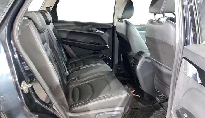 2019 MG HECTOR SHARP 1.5 DCT PETROL, Petrol, Automatic, 36,935 km, Right Side Rear Door Cabin