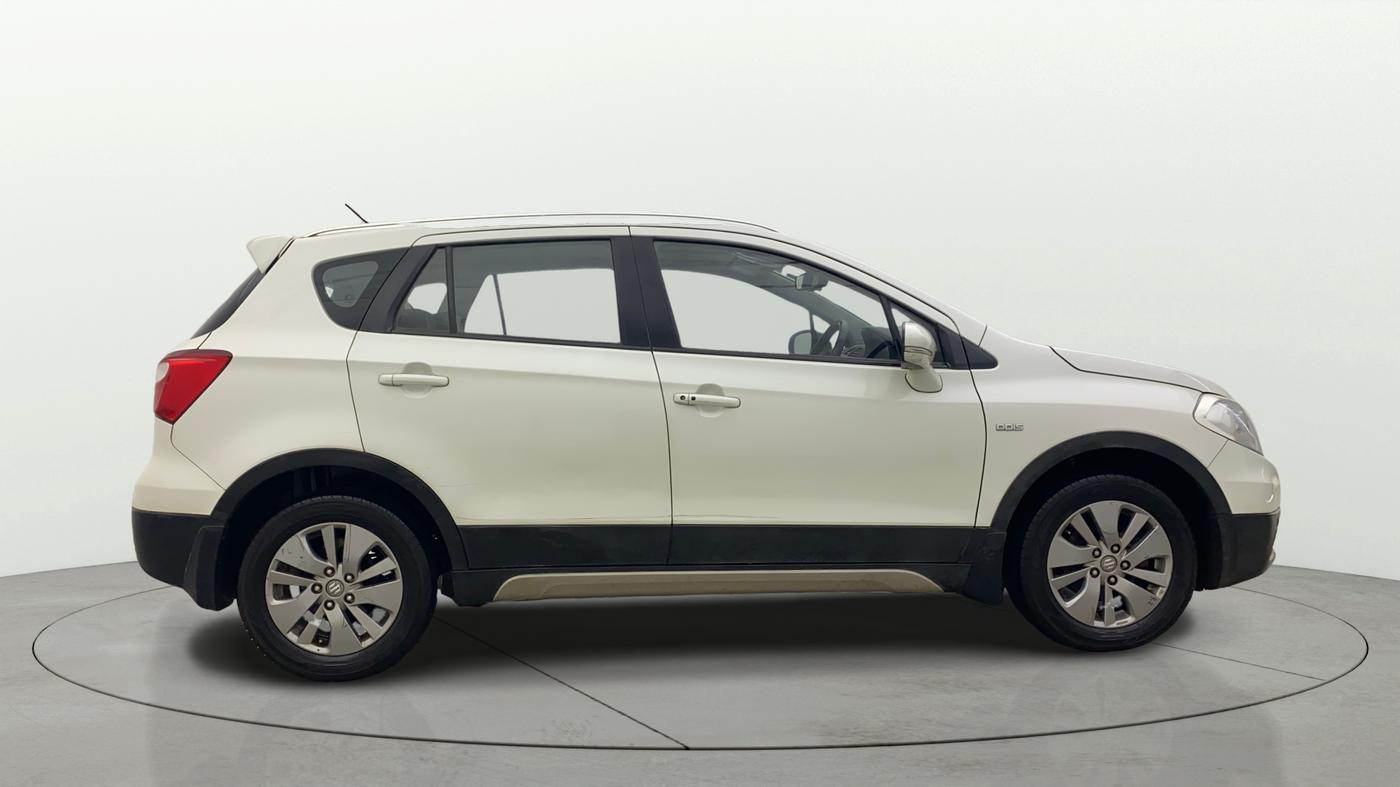 2016 Maruti S Cross ALPHA 1.6, Diesel, Manual, 79,778 km, Right Side View