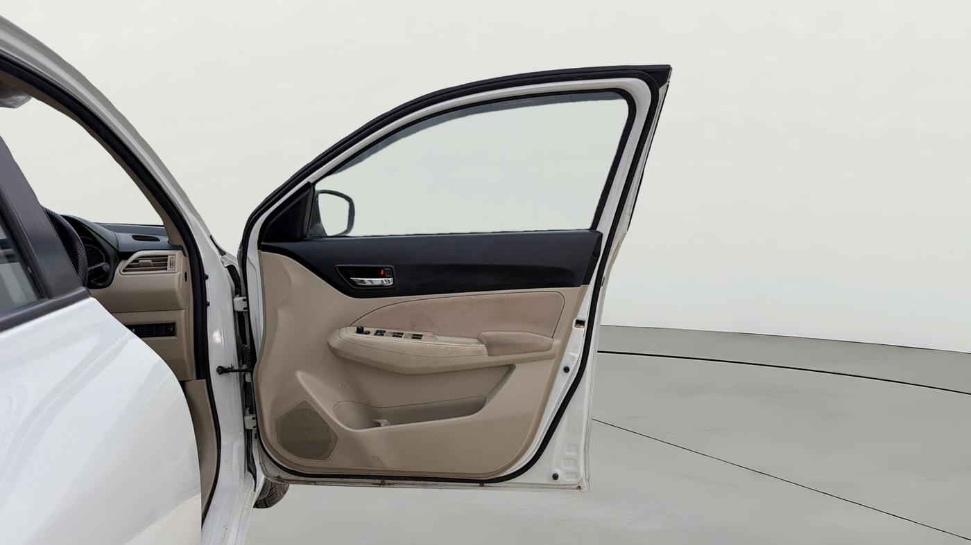 2022 Maruti Dzire VXI CNG, CNG, Manual, 56,329 km, RHS Front Door