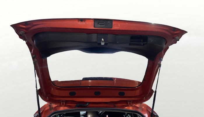 2024 Toyota Urban Cruiser Taisor V 1.0 Petrol MT, Petrol, Manual, 16,221 km, Boot Door Open