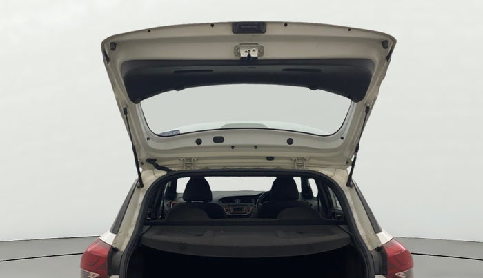 2017 Hyundai i20 Active 1.2 BASE, Petrol, Manual, 89,713 km, Boot Door Open