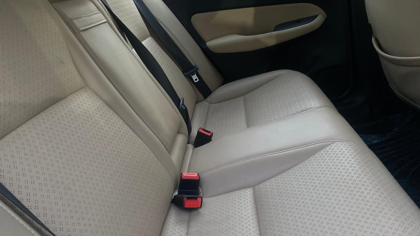 2022 Honda City 1.5L I-VTEC V MT 5TH GEN, Petrol, Manual, 38,730 km, Right Side Rear Door Cabin