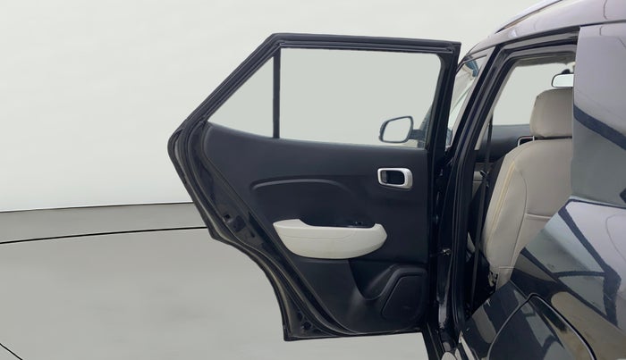 2024 Hyundai VENUE SX (O) 1.0 TURBO DCT DUAL TONE, Petrol, Automatic, 16,890 km, LHS Rear Door