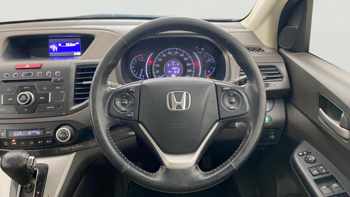 2014 Honda CRV 2.0L I-VTEC 2WD AT, Petrol, Automatic, 1,49,404 km, Steering Wheel Close Up