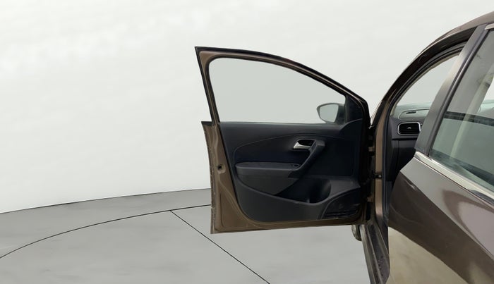 2019 Volkswagen Polo HIGHLINE PLUS 1.0, Petrol, Manual, 36,871 km, LHS Front Door