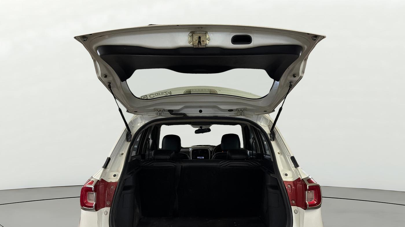 2021 Maruti Vitara Brezza VXI, Petrol, Manual, 1,13,698 km, Boot Door Open