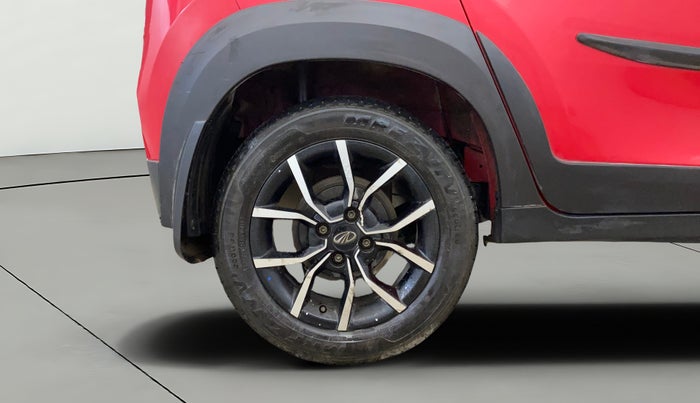 2018 Mahindra KUV 100 NXT K8 P 6 STR, CNG, Manual, 47,875 km, Right Rear Wheel