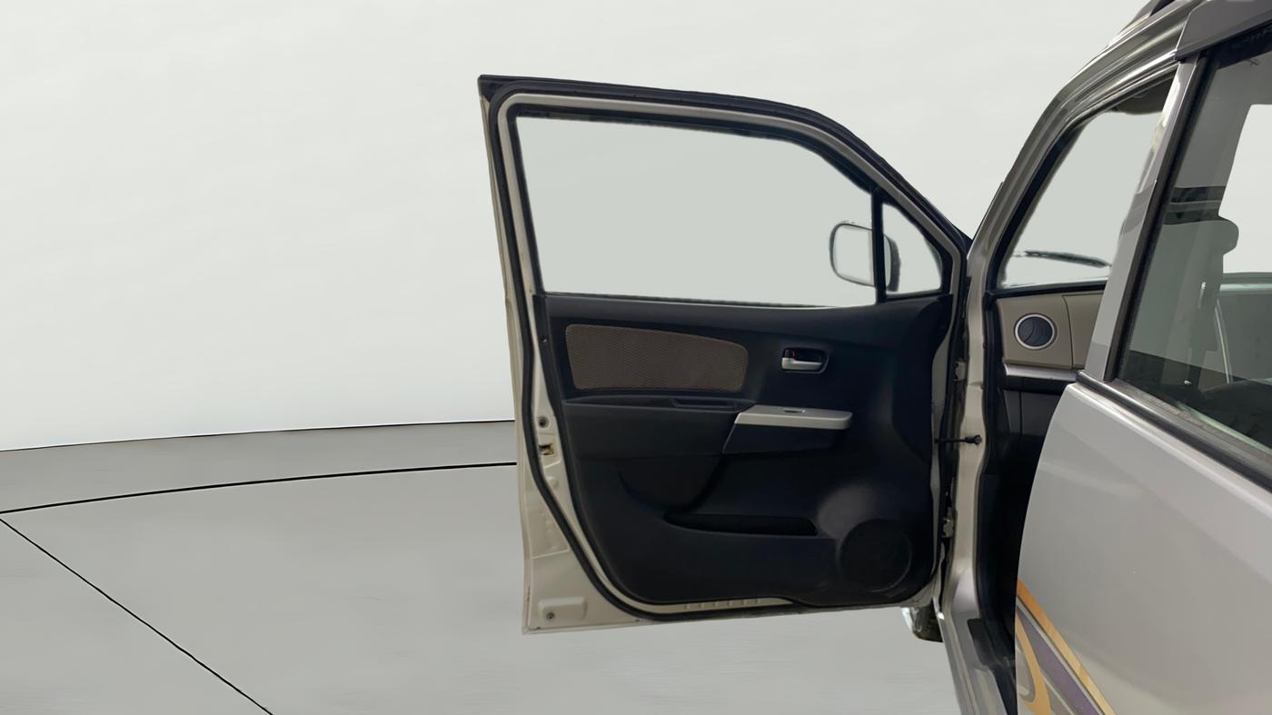 2013 Maruti Wagon R 1.0 LXI CNG, CNG, Manual, 60,983 km, LHS Front Door