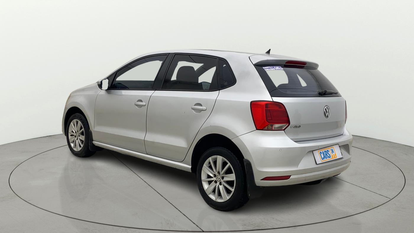 2016 Volkswagen Polo HIGHLINE1.2L, Petrol, Manual, 59,902 km, Left Back Diagonal