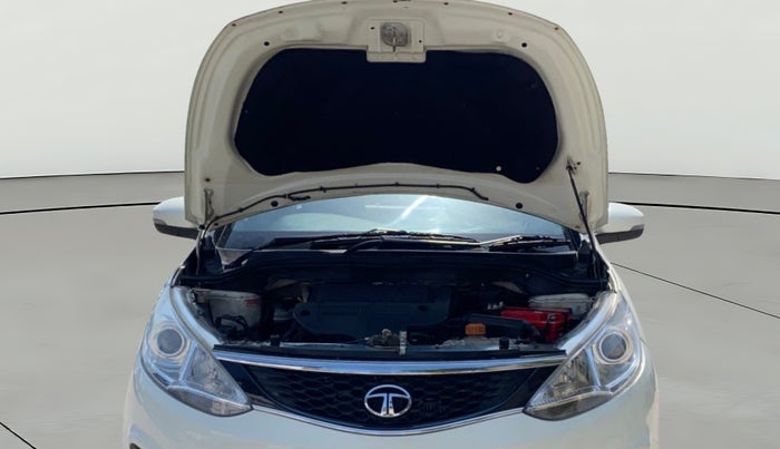 2014 Tata Zest XMS 75PS DIESEL, Diesel, Manual, 1,05,964 km, Open Bonet