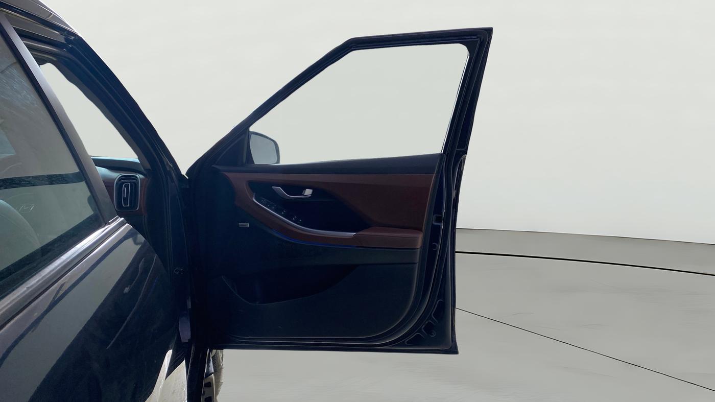 2022 Hyundai ALCAZAR 1.5 SIGNATURE (O) AT 6STR, Diesel, Automatic, 30,479 km, RHS Front Door