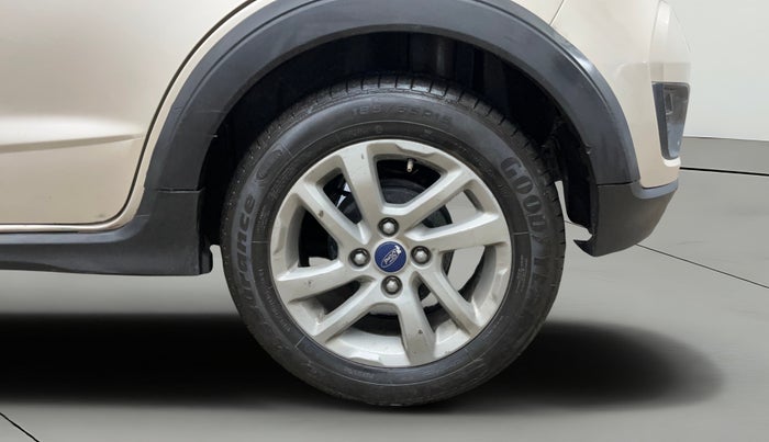 2018 Ford FREESTYLE TITANIUM 1.2 PETROL, Petrol, Manual, 56,238 km, Left Rear Wheel