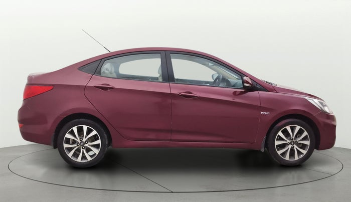 2014 Hyundai Verna FLUIDIC 1.6 VTVT SX, Petrol, Manual, 53,208 km, Right Side View