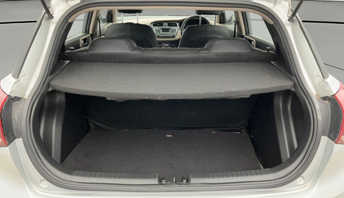 2019 Hyundai Elite i20 MAGNA PLUS 1.2, Petrol, Manual, 40,333 km, Boot Open Zoomed View