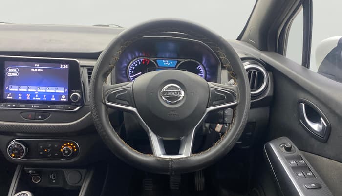 2021 Nissan Kicks XV 1.5, Petrol, Manual, 71,247 km, Steering Wheel Close Up