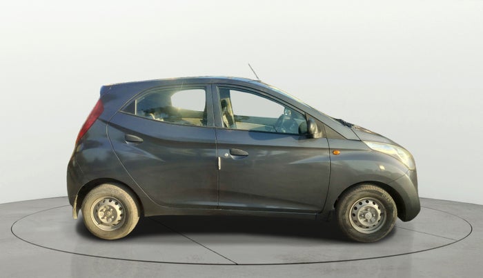2014 Hyundai Eon ERA +, Petrol, Manual, 17,518 km, Right Side View