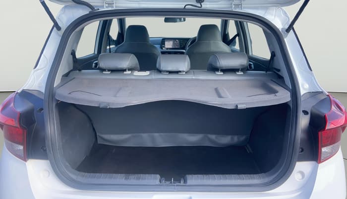 2024 Hyundai GRAND I10 NIOS ASTA 1.2 KAPPA VTVT, Petrol, Manual, 17,753 km, Boot Open Zoomed View