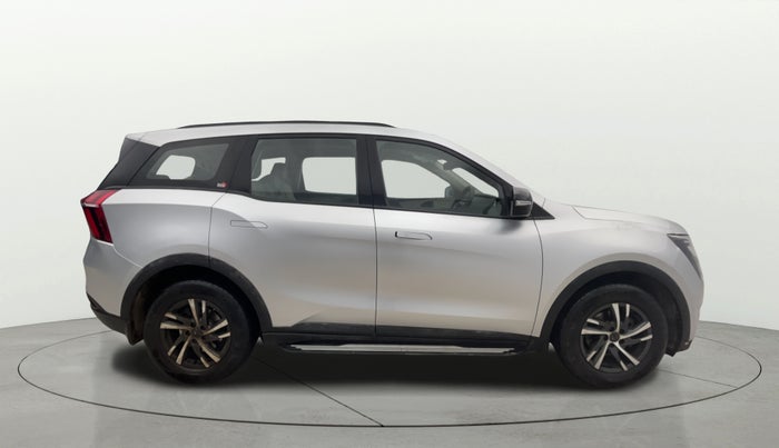 2022 Mahindra XUV700 AX 5 D AT 7 STR, Diesel, Automatic, 65,725 km, Right Side View