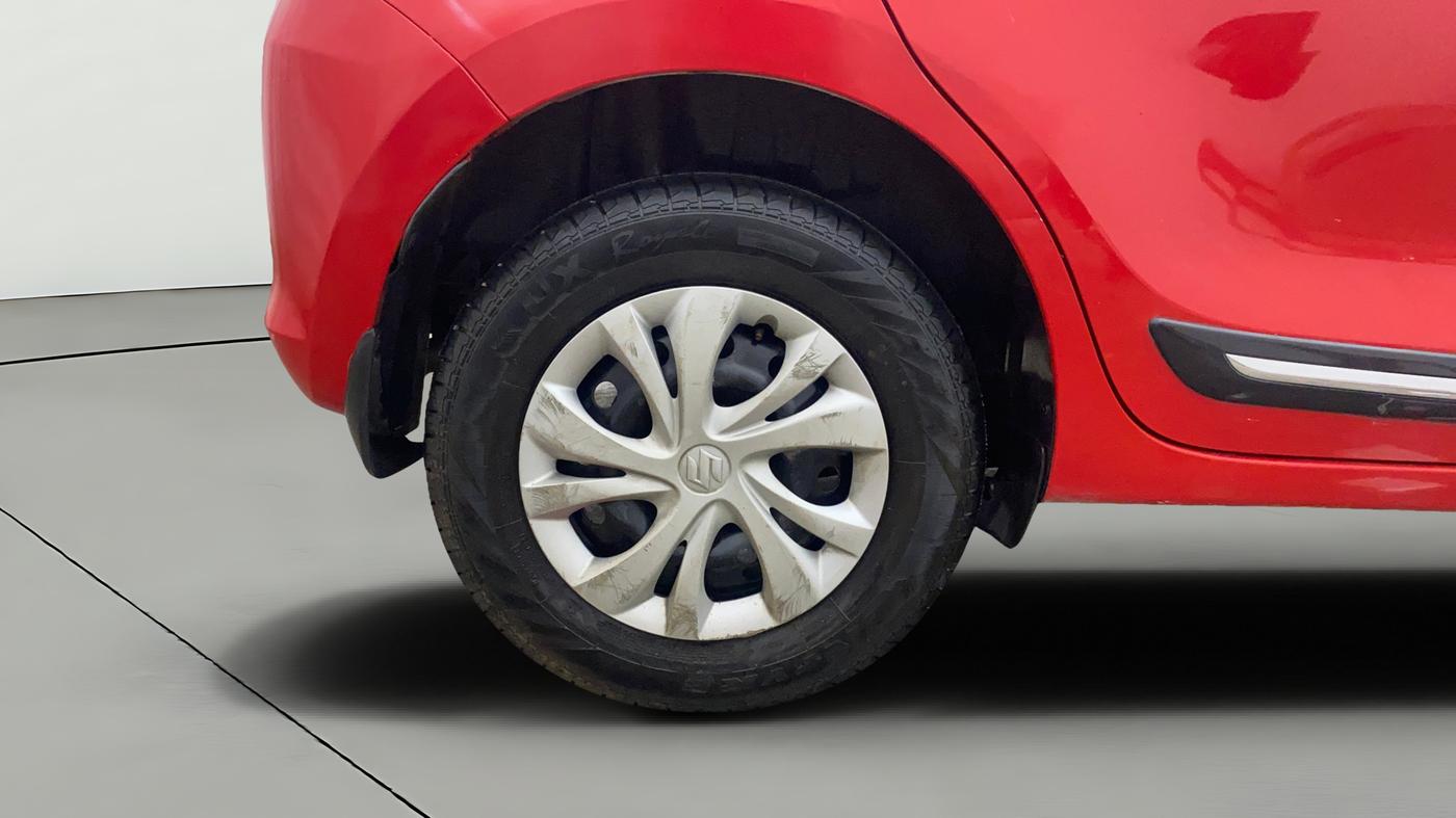 2023 Maruti Swift VXI AMT, Petrol, Automatic, 78,598 km, Right Rear Wheel