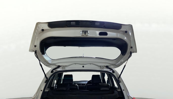 2015 Maruti Swift VXI, Petrol, Manual, 33,785 km, Boot Door Open