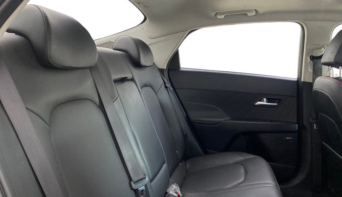 2023 Hyundai Verna SX (O) 1.5 TURBO PETROL DCT, Petrol, Automatic, 11,754 km, Right Side Rear Door Cabin