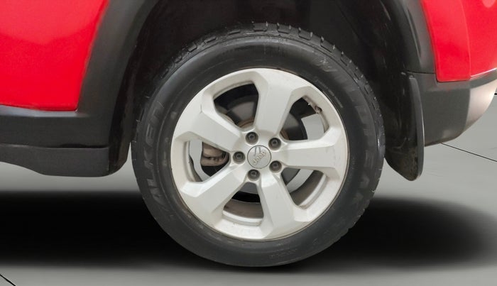 2018 Jeep Compass LONGITUDE (O) 2.0 DIESEL, Diesel, Manual, 1,00,310 km, Left Rear Wheel