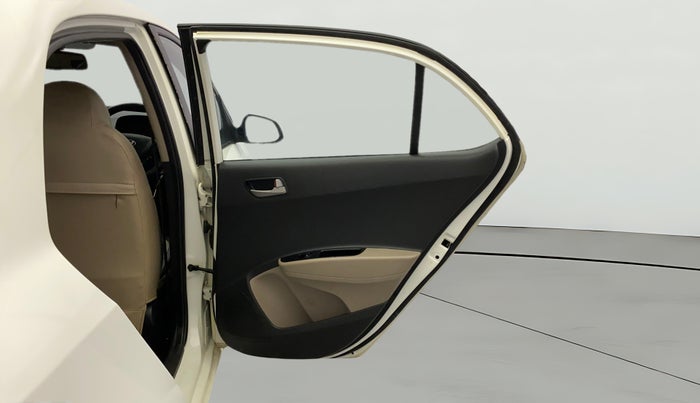 2014 Hyundai Xcent S 1.2, Petrol, Manual, 81,610 km, RHS Rear Door