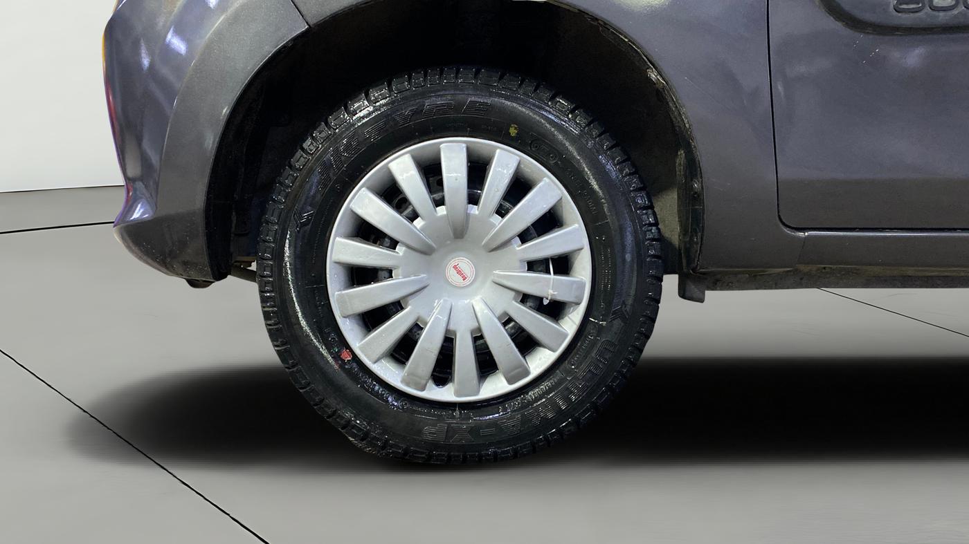 2015 Maruti Alto 800 VXI, Petrol, Manual, 9,782 km, Left Front Wheel