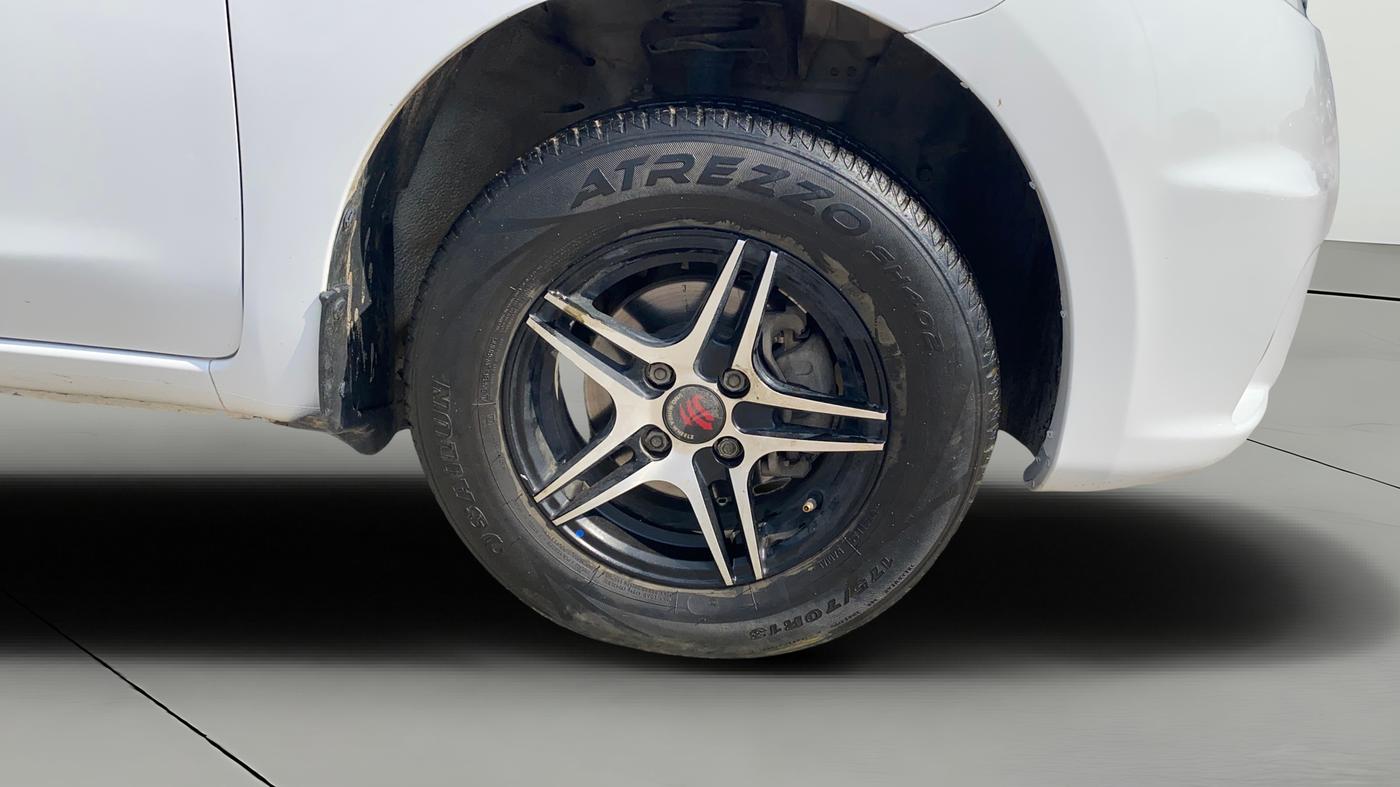 2018 Nissan Micra Active XV, Petrol, Manual, 77,183 km, Right Front Wheel