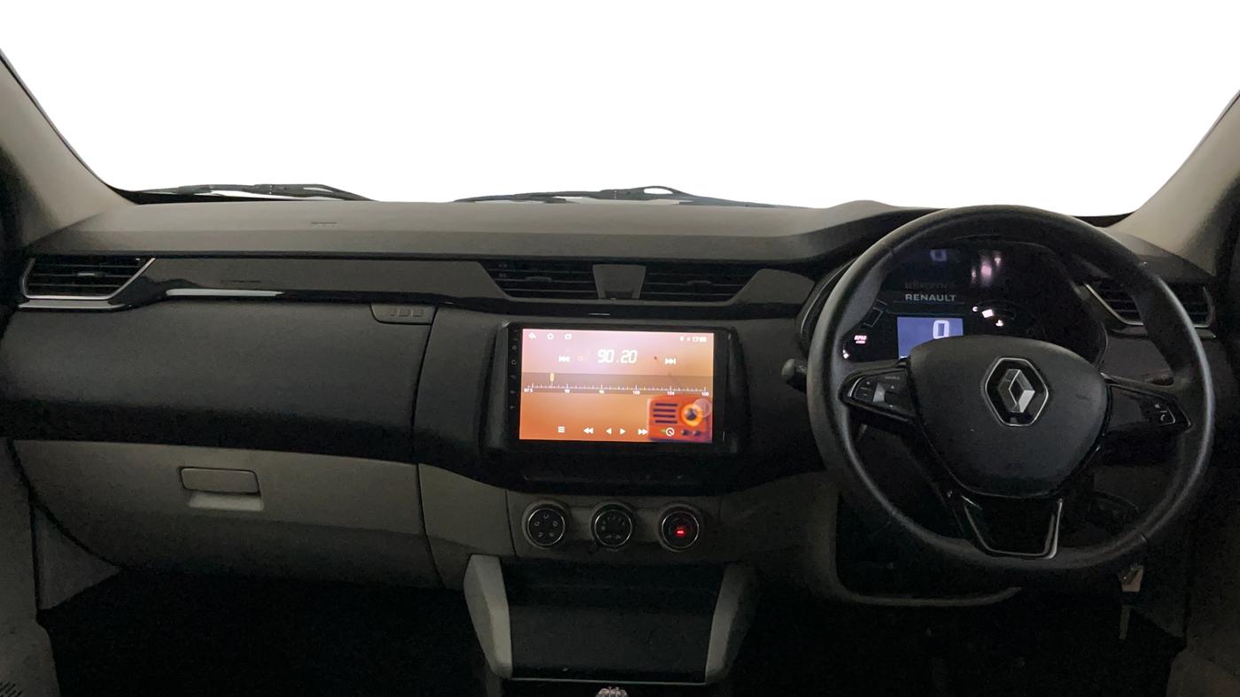 2023 Renault TRIBER RXT, Petrol, Manual, 29,377 km, Dashboard