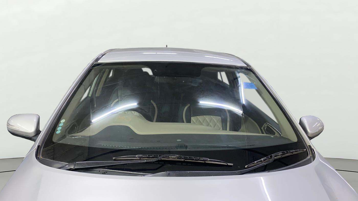 2015 Hyundai Elite i20 SPORTZ 1.2, Petrol, Manual, 20,004 km, Front Windshield