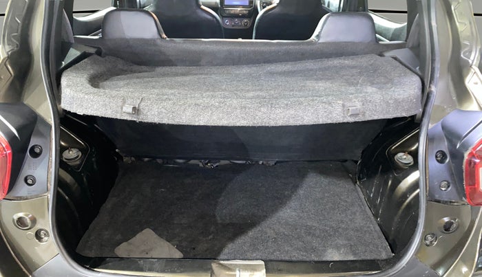 2022 Renault Kwid RXT 1.0, Petrol, Manual, 25,914 km, Boot Open Zoomed View