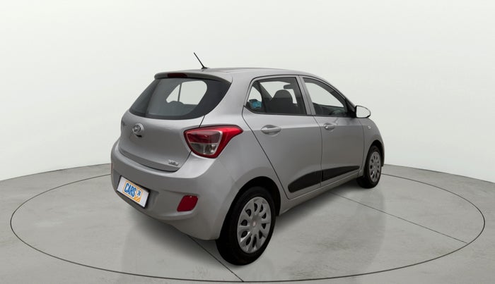 2016 Hyundai Grand i10 MAGNA 1.2 KAPPA VTVT, Petrol, Manual, 52,592 km, Right Back Diagonal