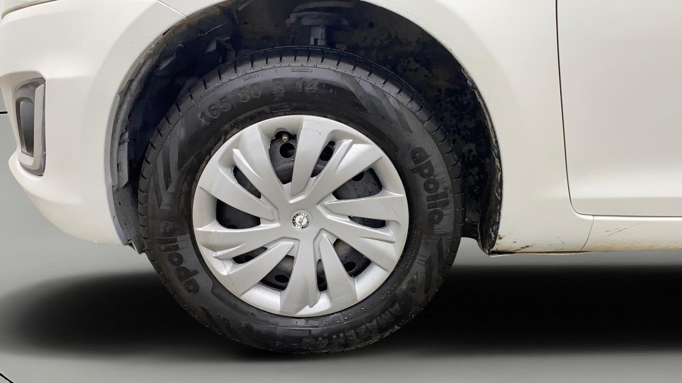 2015 Maruti Swift VDI ABS, Diesel, Manual, 87,121 km, Left Front Wheel