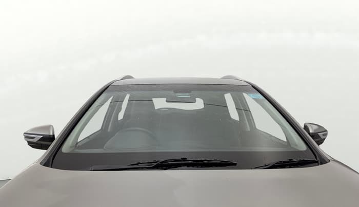 2019 MG HECTOR SMART HYBRID 1.5 PETROL, Petrol, Manual, 24,128 km, Front Windshield