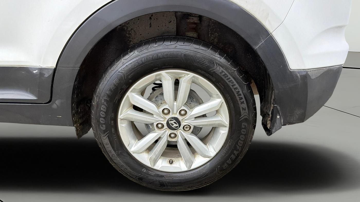 2015 Hyundai Creta SX PLUS 1.6 PETROL, Petrol, Manual, 66,754 km, Left Rear Wheel