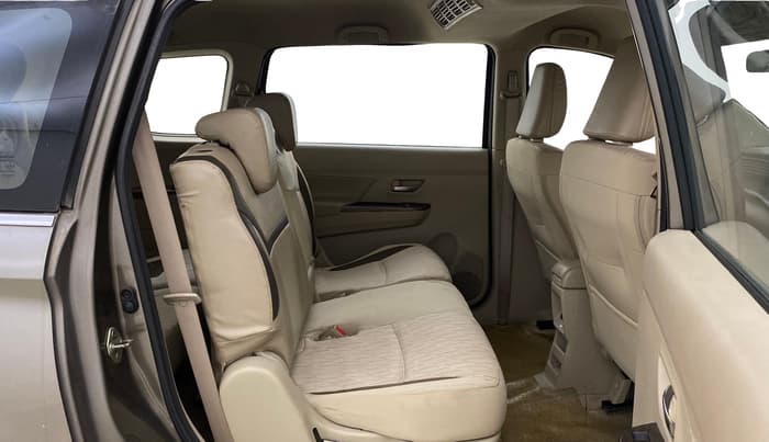 2019 Maruti Ertiga ZXI+ SHVS, Petrol, Manual, 89,787 km, Right Side Rear Door Cabin