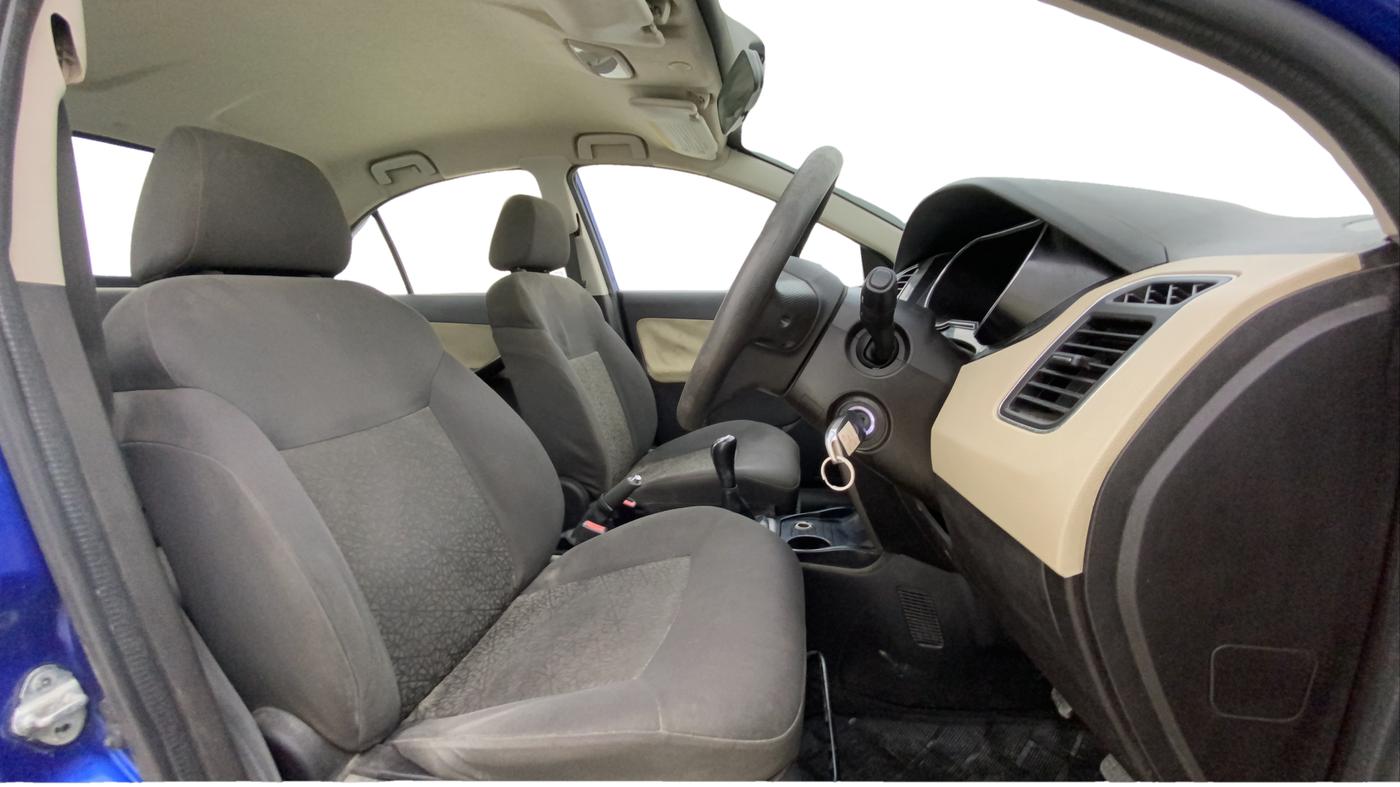 2014 Tata Zest XT PETROL, Petrol, Manual, 66,014 km, Right Side Front Door Cabin