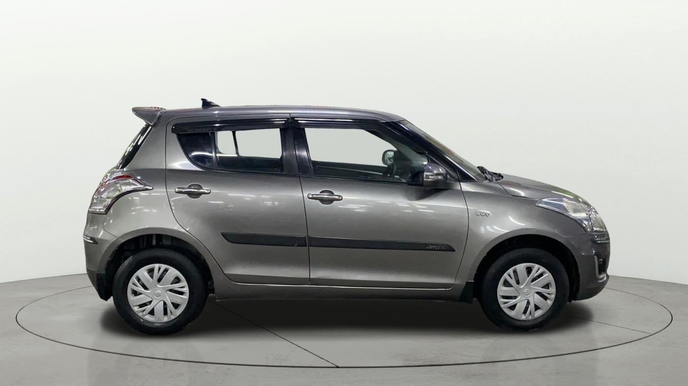 2017 Maruti Swift VXI, Petrol, Manual, 41,239 km, Right Side View