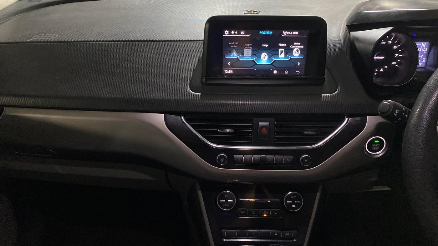 2018 Tata NEXON XZA PLUS PETROL DUAL TONE, Petrol, Automatic, 58,401 km, Air Conditioner