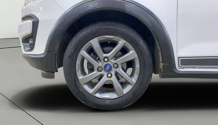 2018 Ford FREESTYLE TITANIUM 1.2 PETROL, Petrol, Manual, 73,353 km, Left Front Wheel