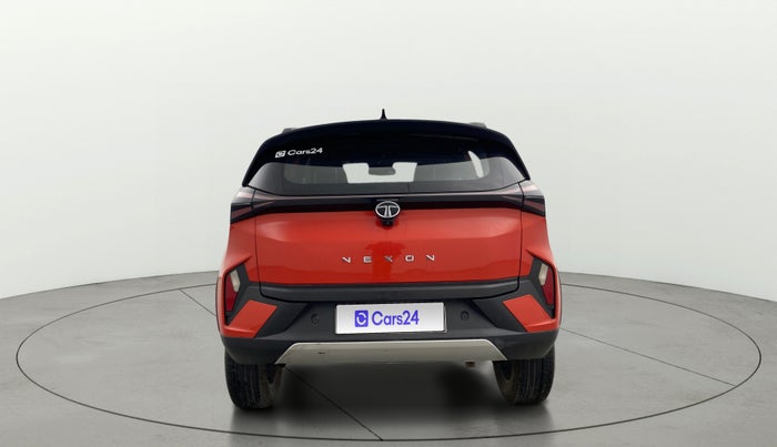2023 Tata NEXON FEARLESS + SUNROOF AMT DUAL TONE 1.5 DIESEL, Diesel, Automatic, 15,482 km, Back/Rear