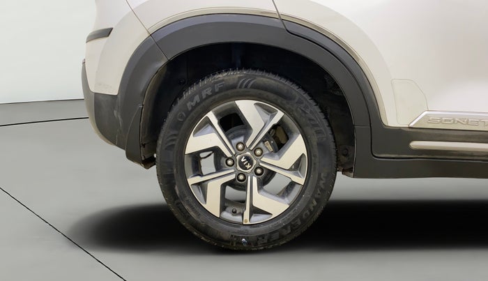 2020 KIA SONET HTX PLUS 1.0 IMT, Petrol, Manual, 22,802 km, Right Rear Wheel