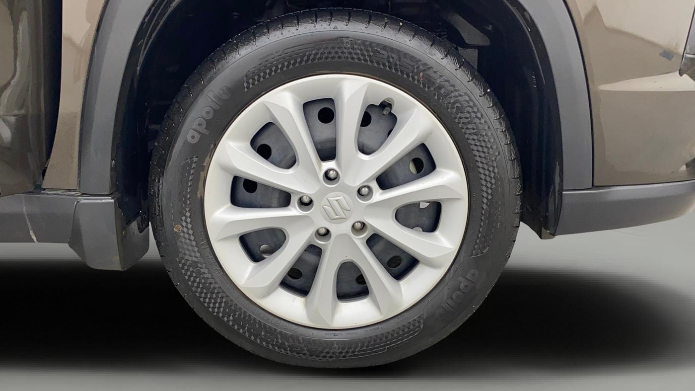2023 Maruti Grand Vitara DELTA SMART HYBRID, Petrol, Manual, 16,254 km, Right Front Wheel