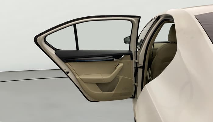 2019 Skoda Octavia L&K 1.8 TSI AT, Petrol, Automatic, 74,740 km, LHS Rear Door